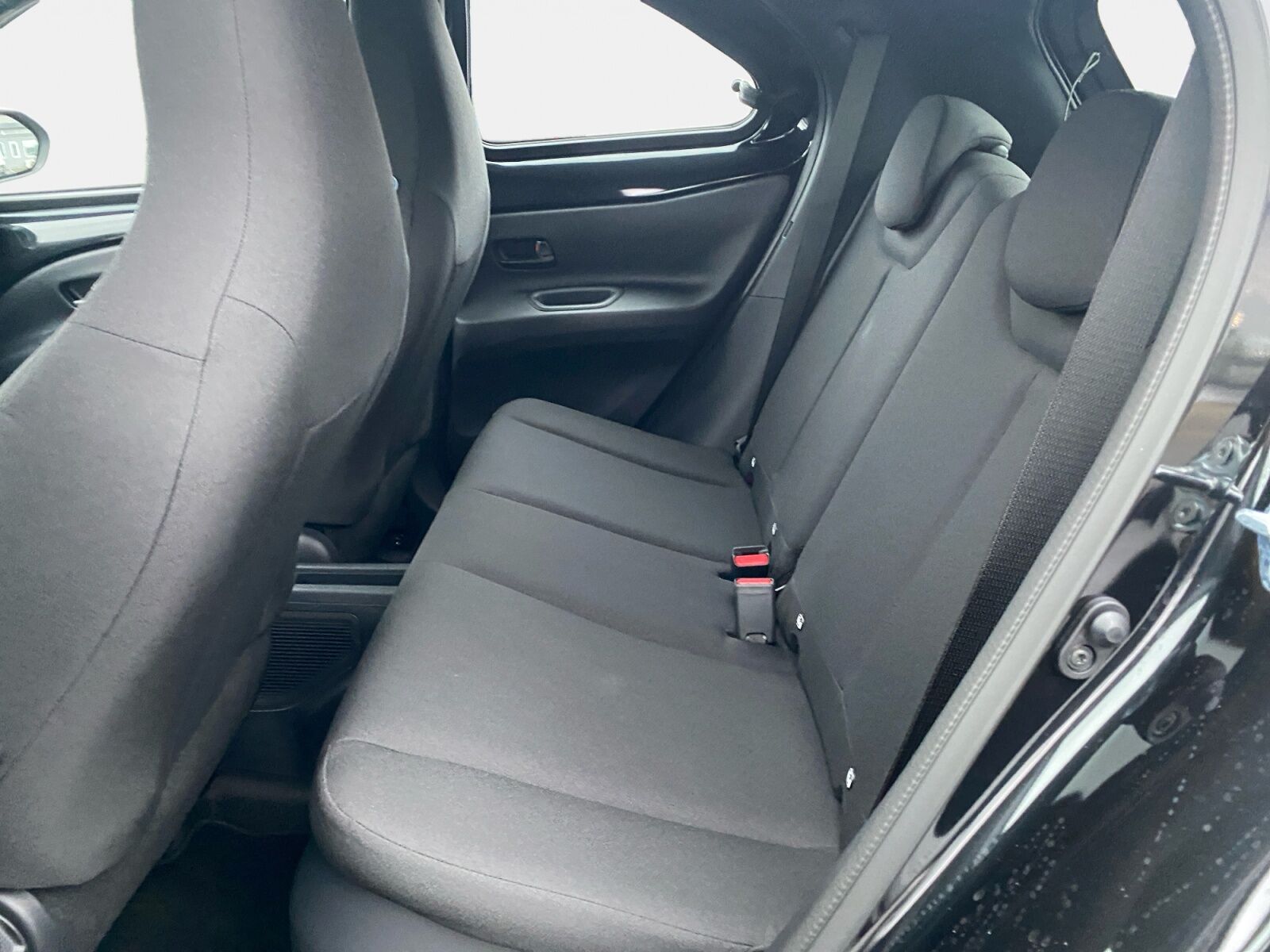 Billede af Toyota Aygo X 1,5 Hybrid Play Comfort CVT 116HK 5d Aut.