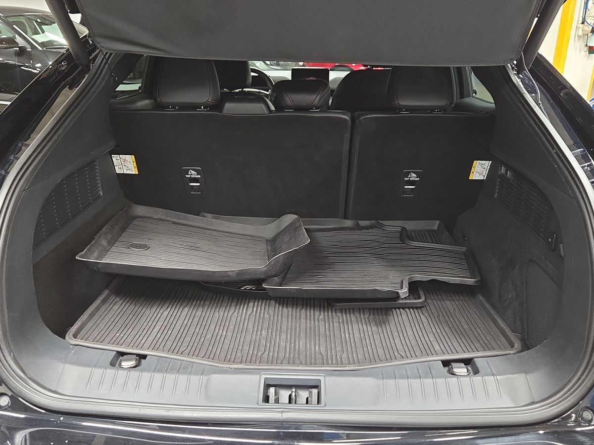 Billede af Ford Mustang Mach-E EL UR AWD 351HK 5d Aut.