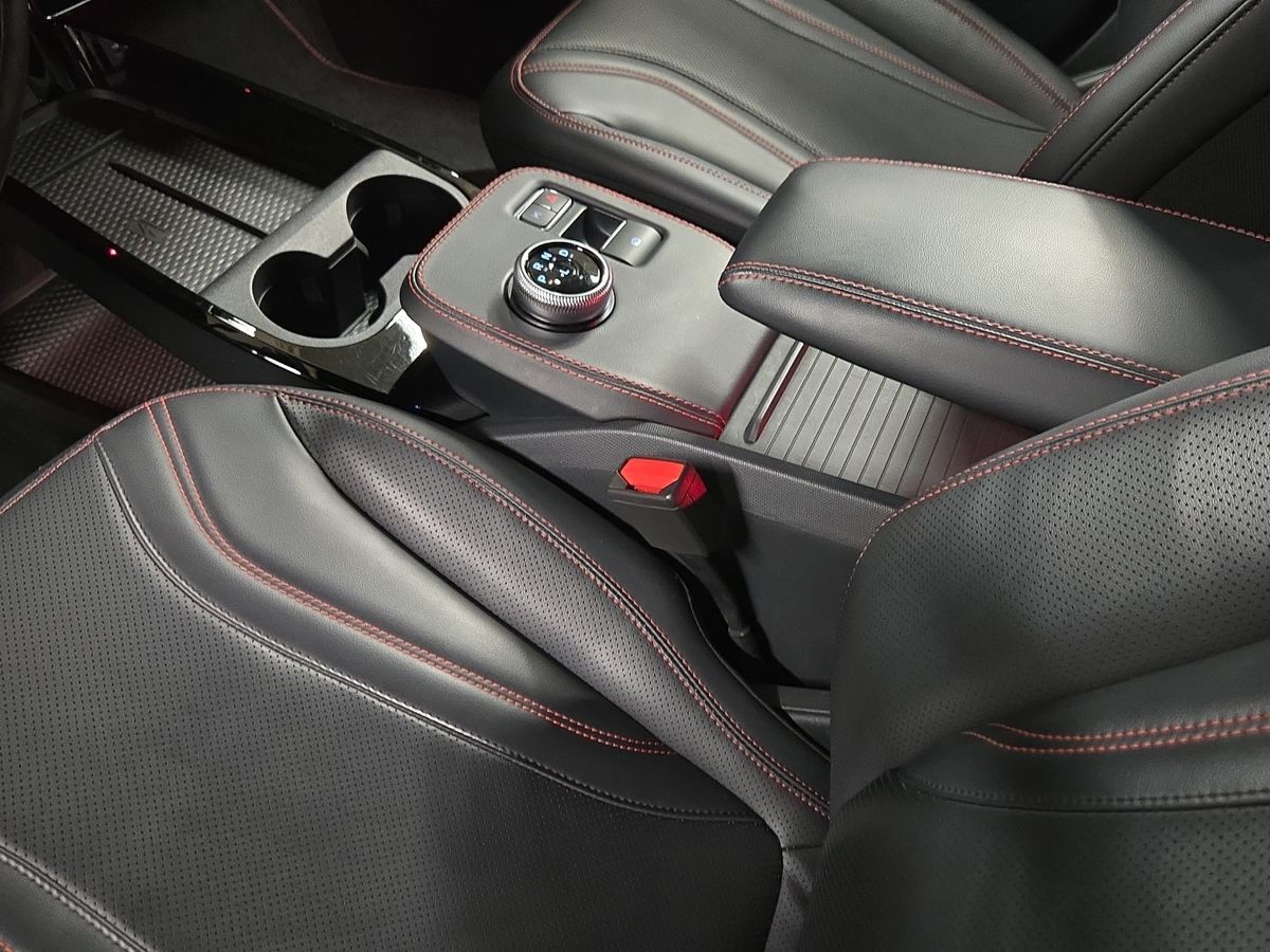 Billede af Ford Mustang Mach-E EL UR AWD 351HK 5d Aut.