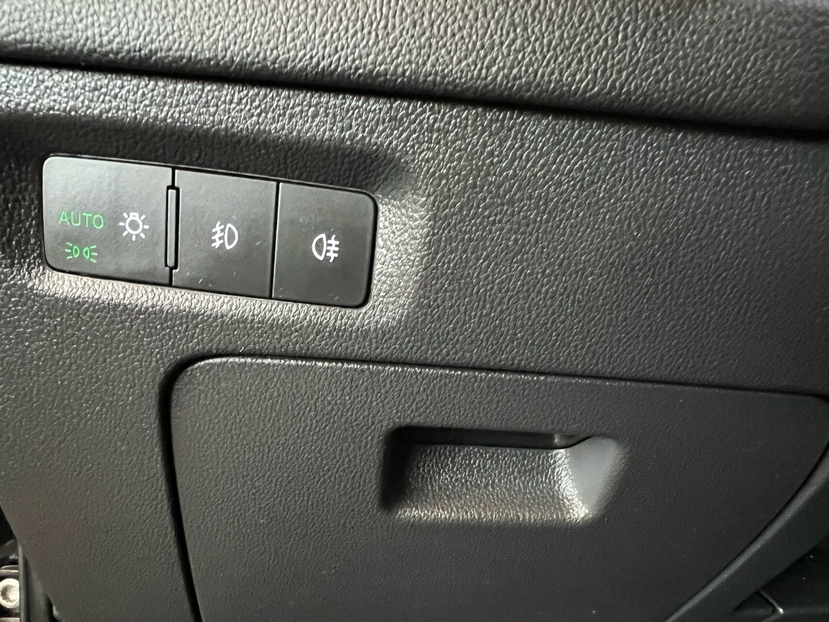 Billede af Skoda Octavia Combi 1,5 eTSI  Mild hybrid Style DSG 150HK Stc 7g Aut.