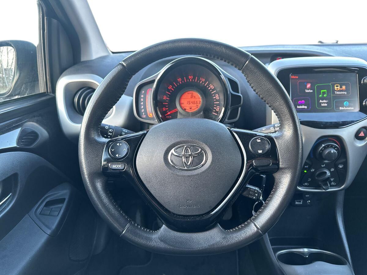 Billede af Toyota Aygo 1,0 VVT-I X-Play + Plus pakke 69HK 5d