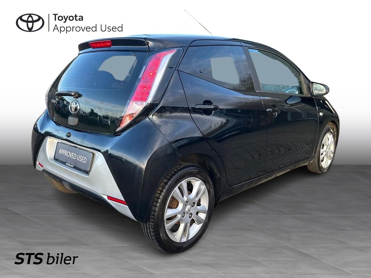 Billede af Toyota Aygo 1,0 VVT-I X-Play + Plus pakke 69HK 5d