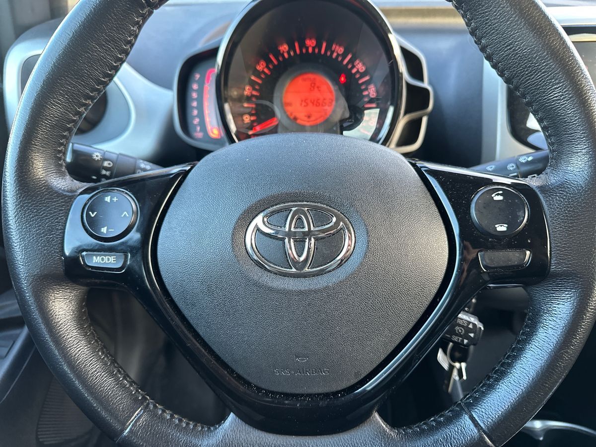 Billede af Toyota Aygo 1,0 VVT-I X-Play + Plus pakke 69HK 5d
