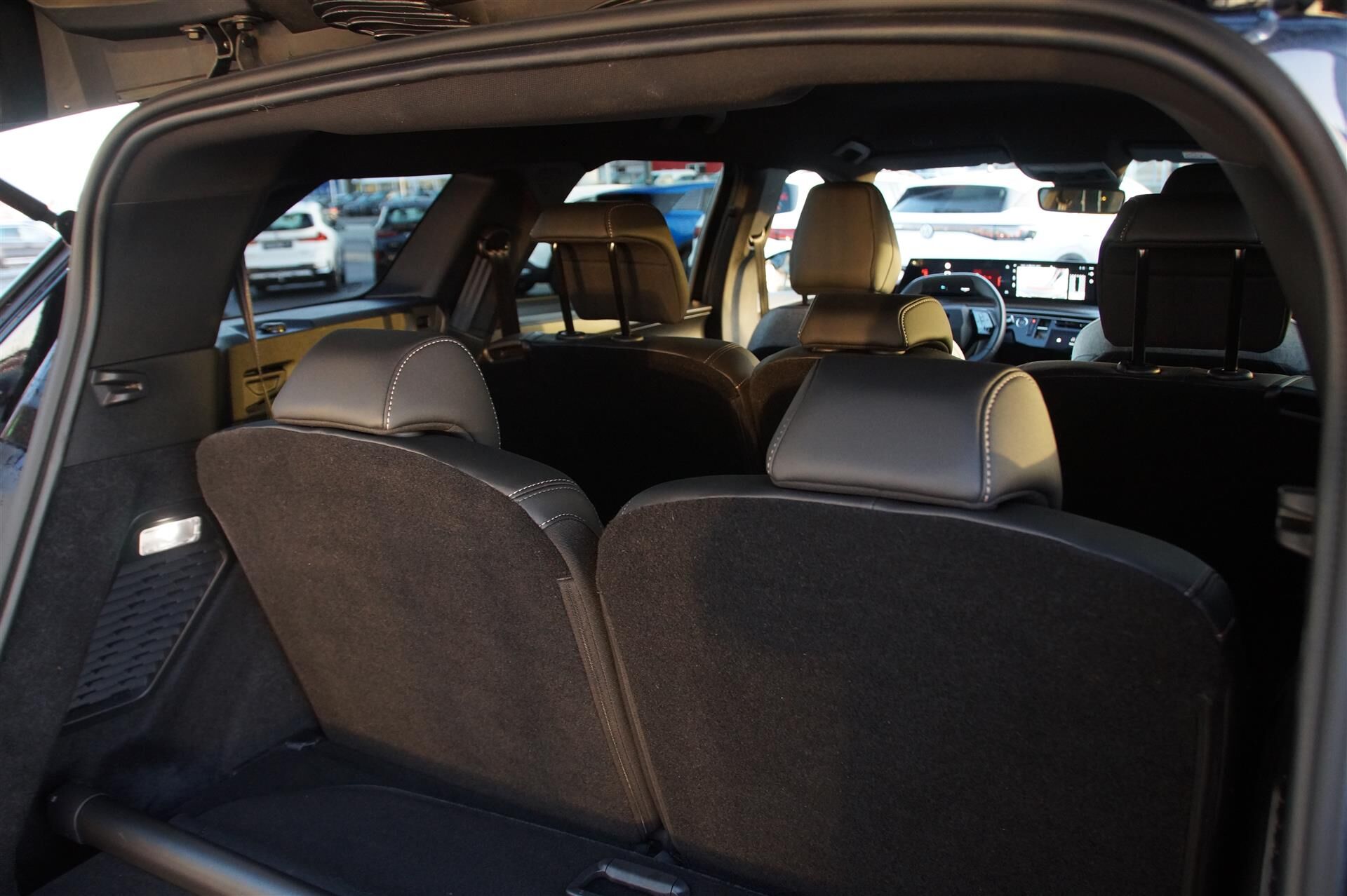 Billede af Peugeot e-5008 EL Allure 210HK 5d Aut.