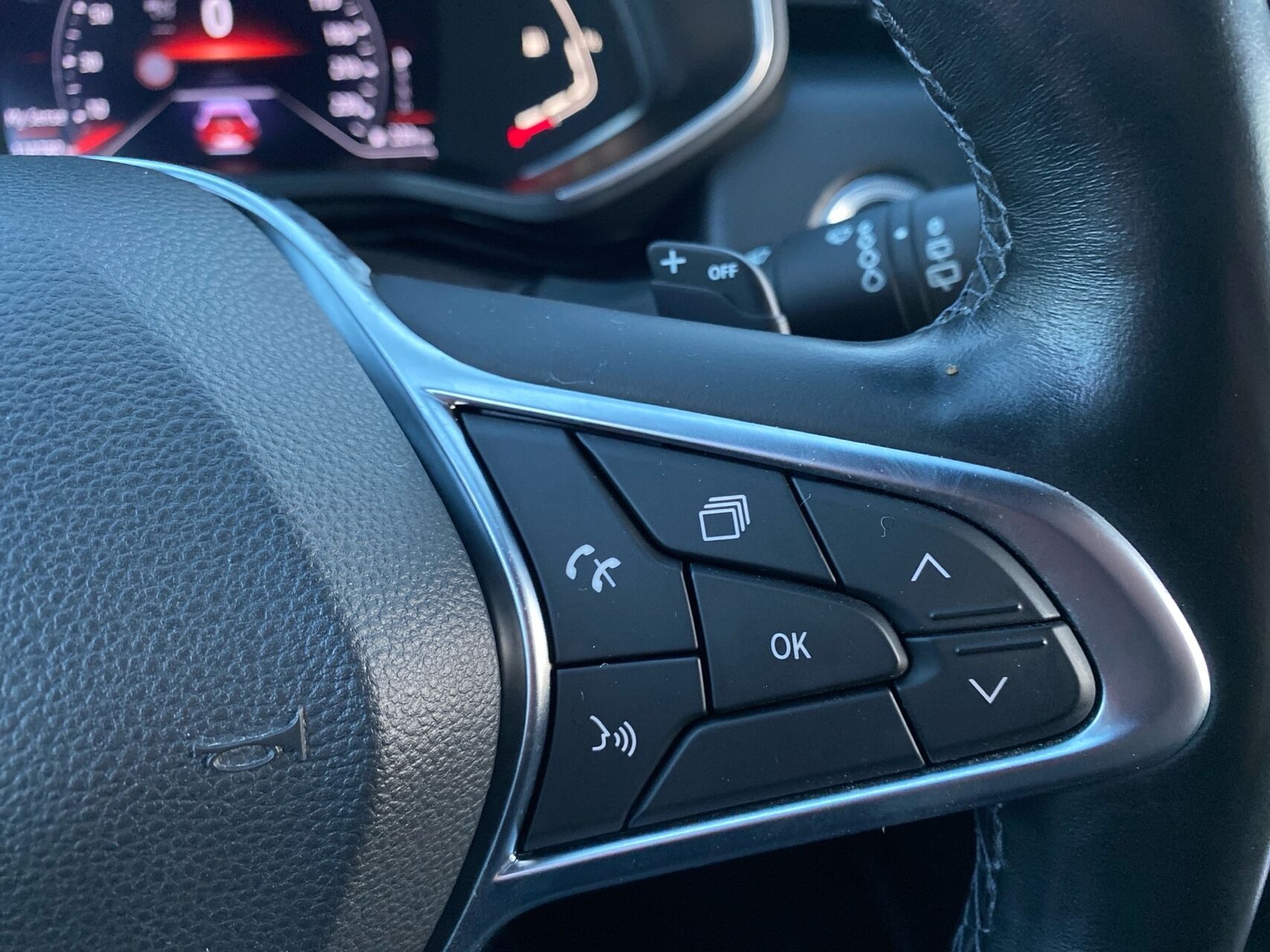 Billede af Renault Clio 1,3 TCE Intens EDC 130HK 5d 7g Aut.