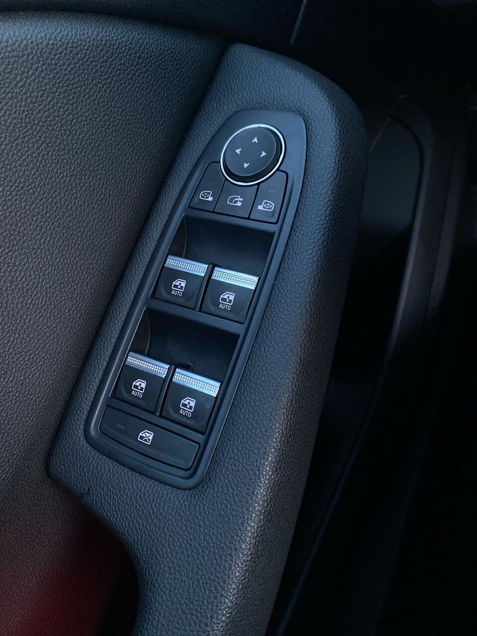 Billede af Renault Clio 1,3 TCE Intens EDC 130HK 5d 7g Aut.