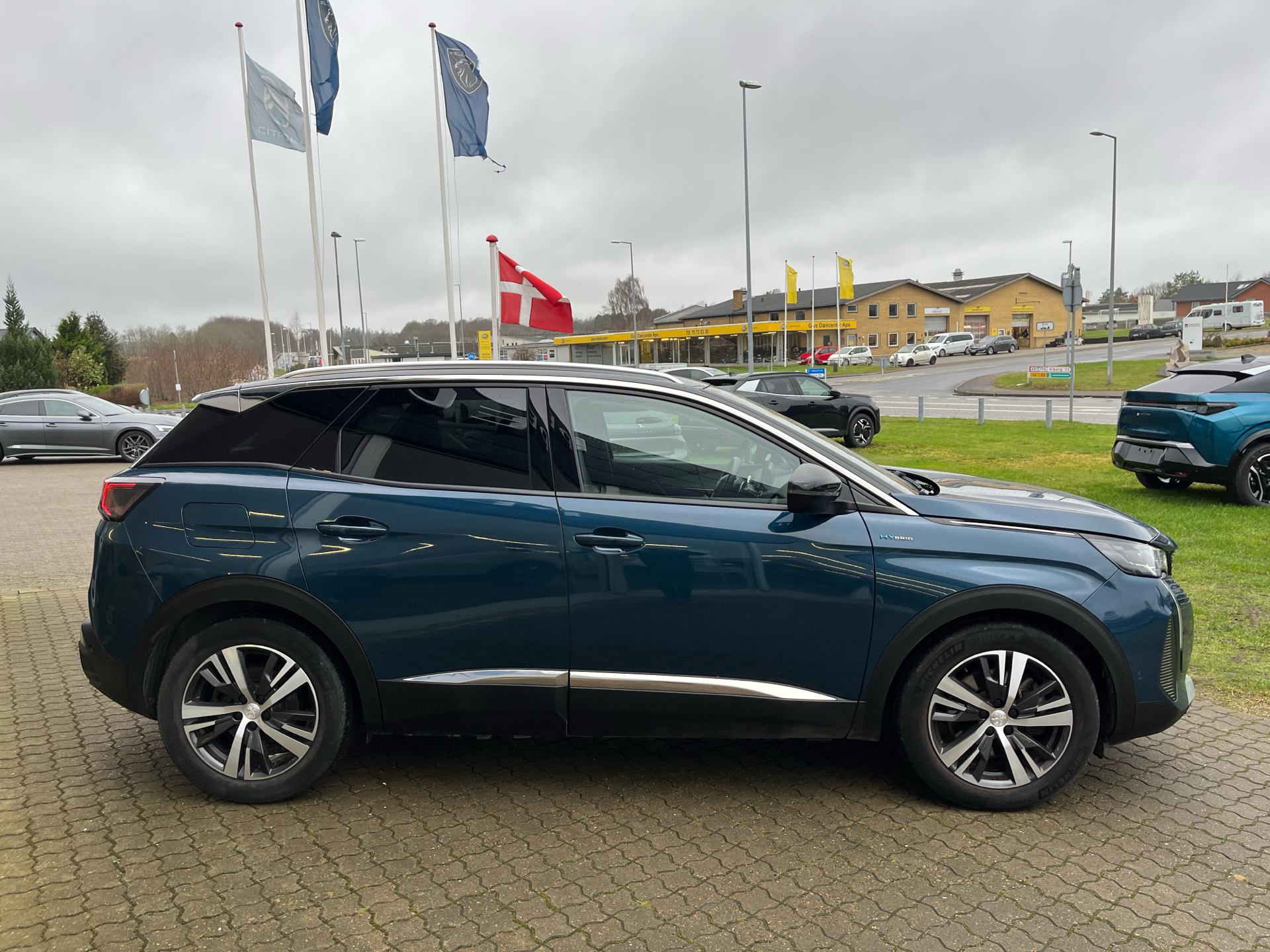Billede af Peugeot 3008 1,6 PureTech  Plugin-hybrid Allure Pack EAT8 225HK 5d 8g Aut.
