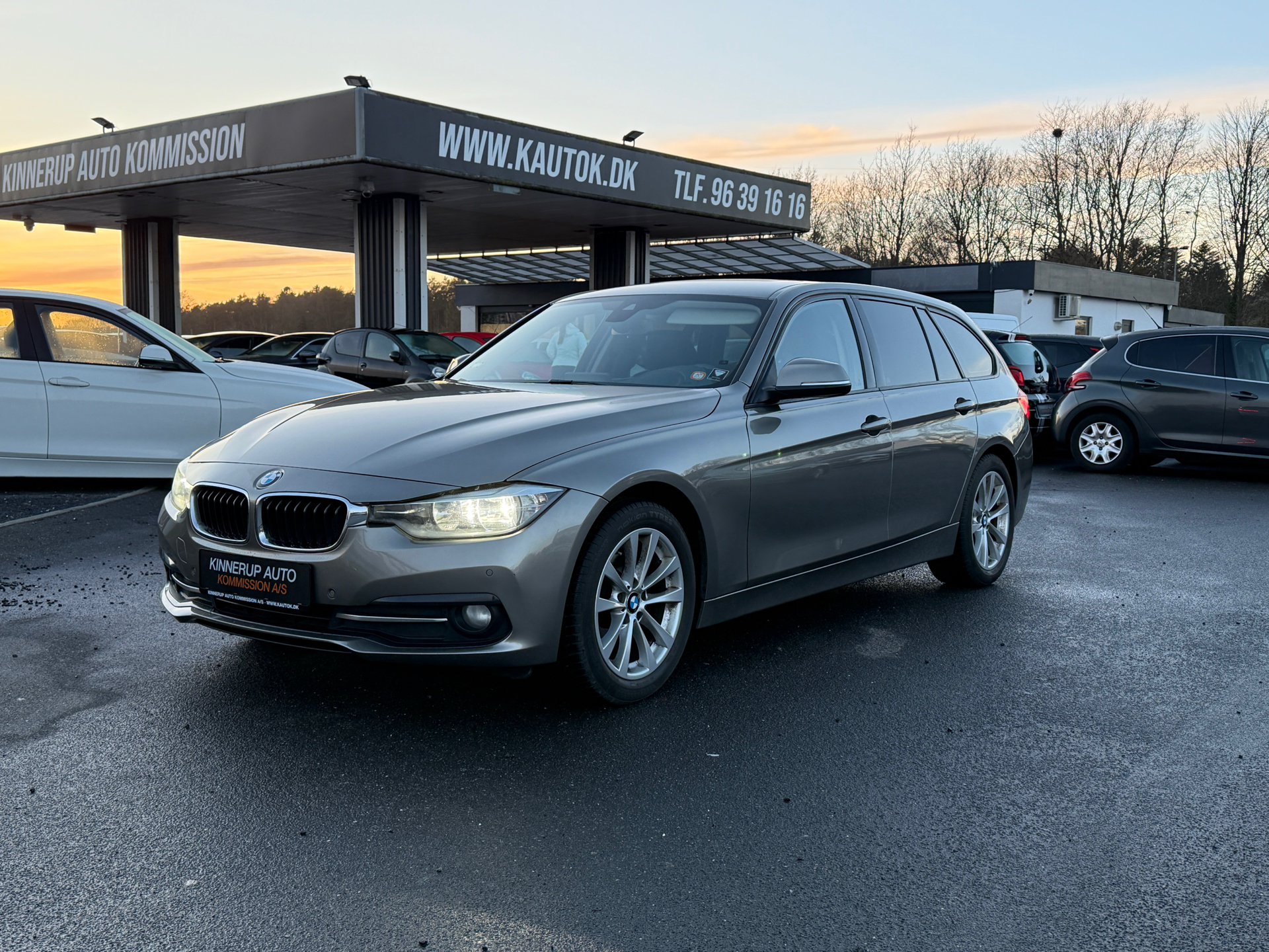 Billede af BMW 318d Touring 2,0 D Steptronic 150HK Stc 8g Aut.