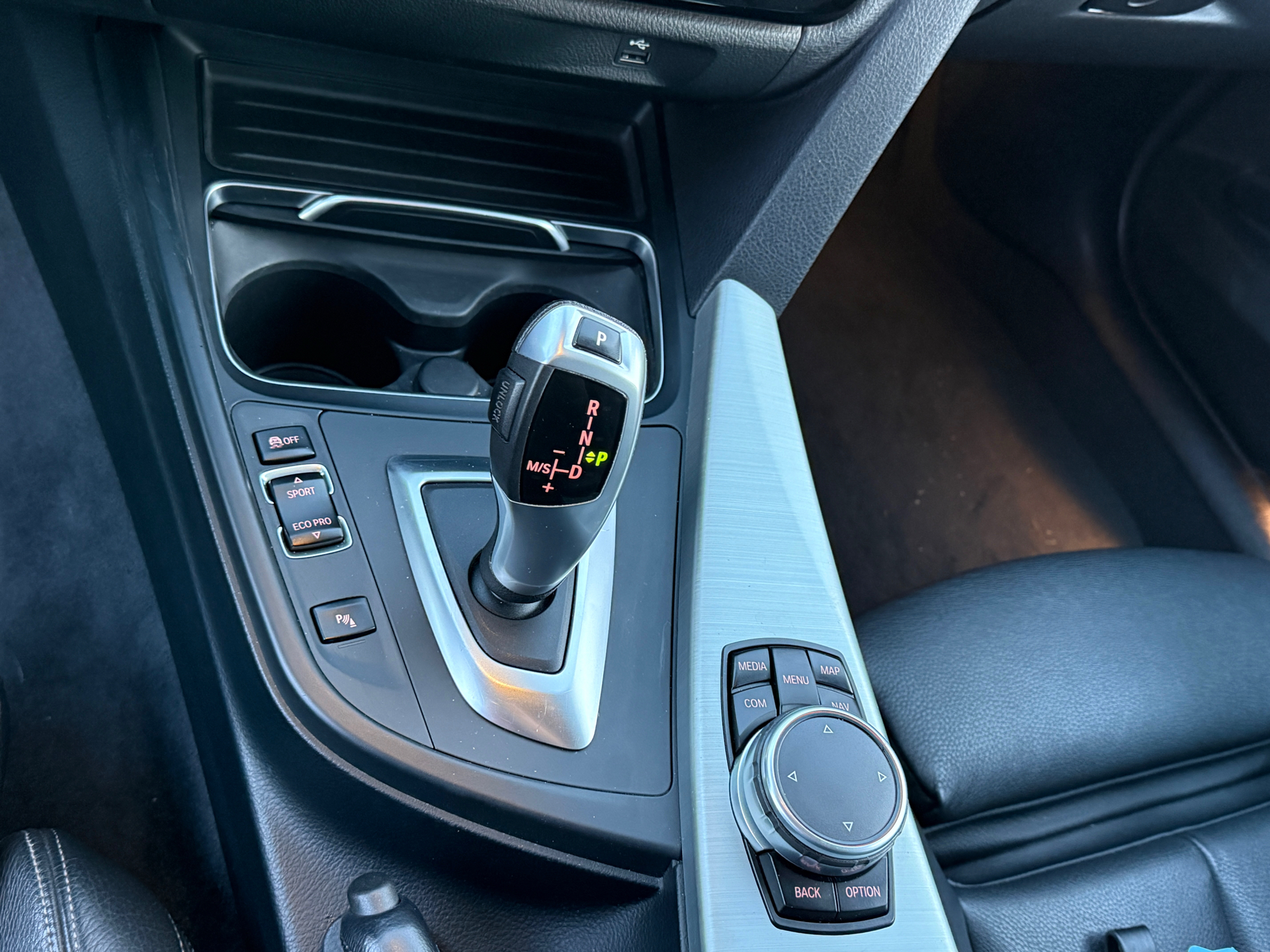 Billede af BMW 318d Touring 2,0 D Steptronic 150HK Stc 8g Aut.