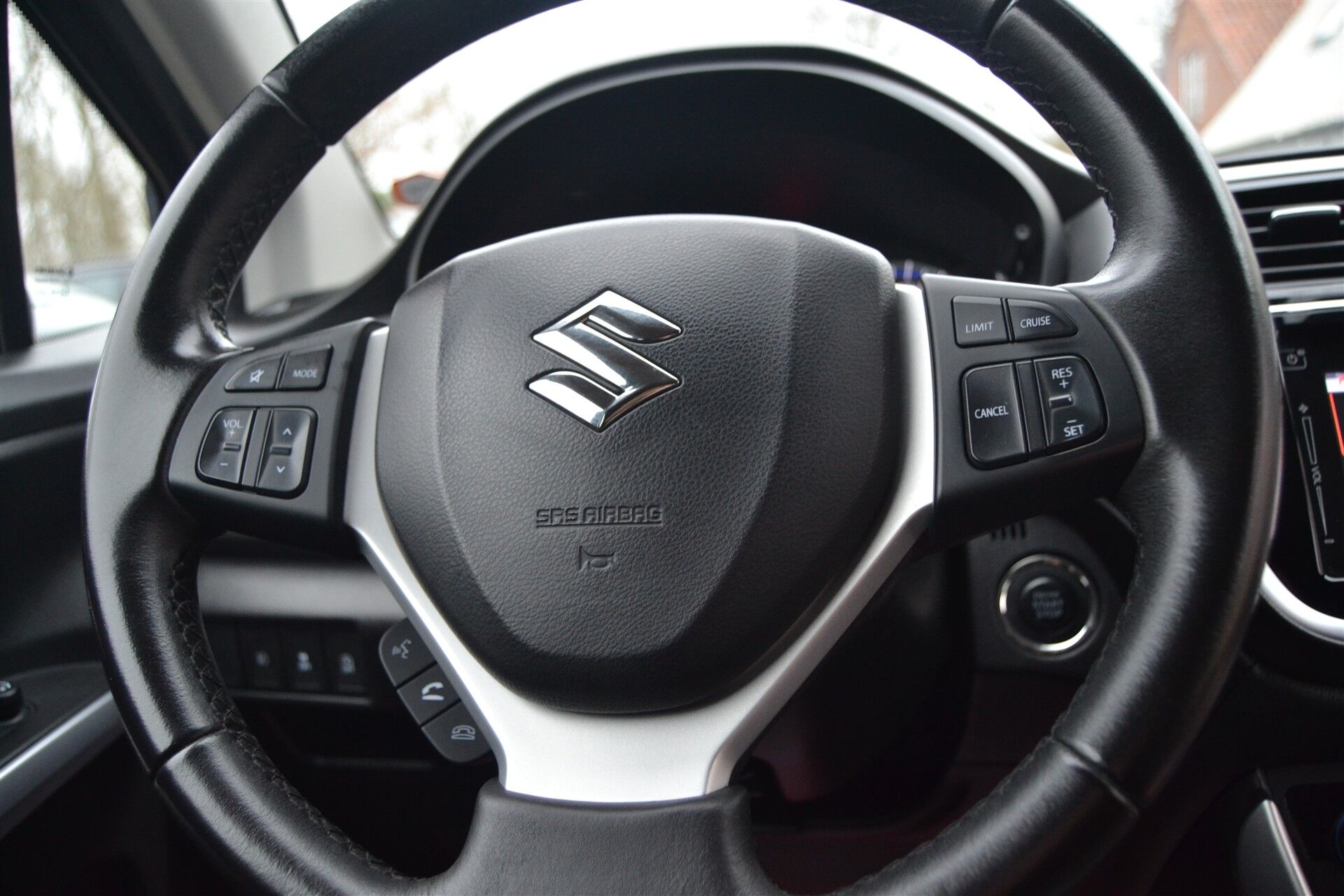 Billede af Suzuki S-Cross 1,0 Boosterjet Active 112HK 5d