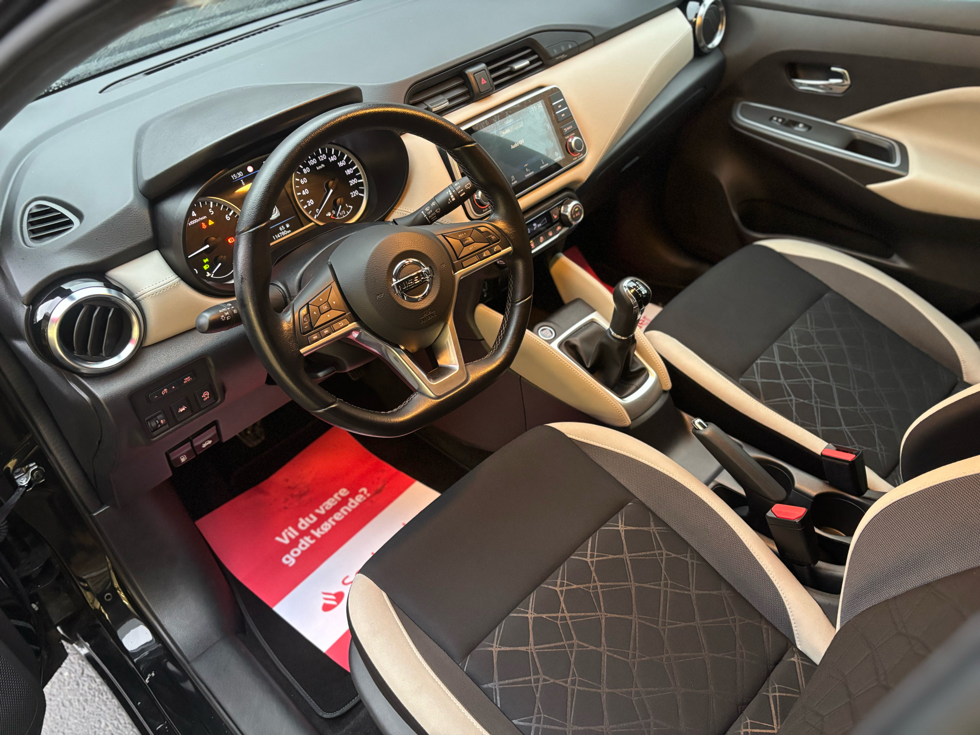 Billede af Nissan Micra 1,0 IG-T Acenta Start/Stop 100HK 5d