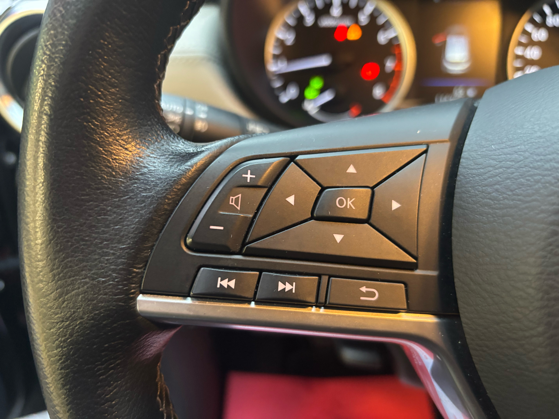 Billede af Nissan Micra 1,0 IG-T Acenta Start/Stop 100HK 5d