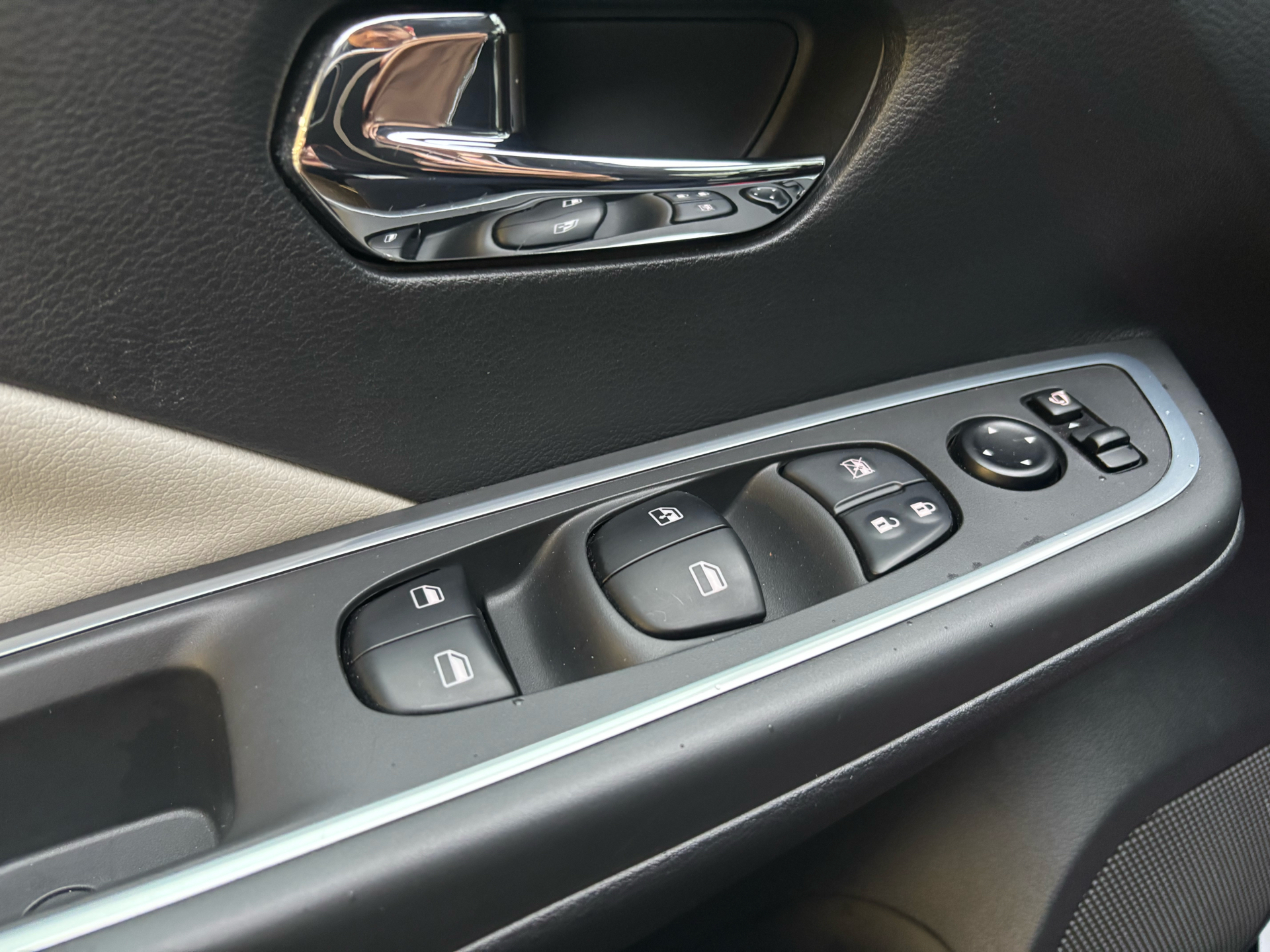 Billede af Nissan Micra 1,0 IG-T Acenta Start/Stop 100HK 5d