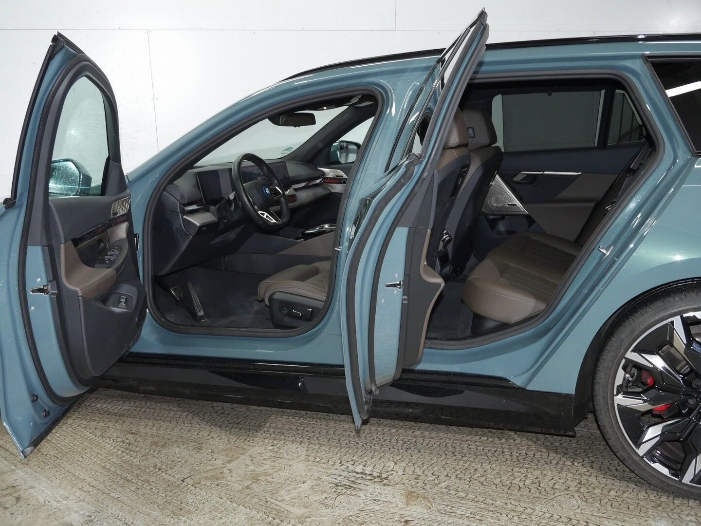 Billede af BMW i5 eDrive40 Touring M-sport Pro 340HK Stc Aut.