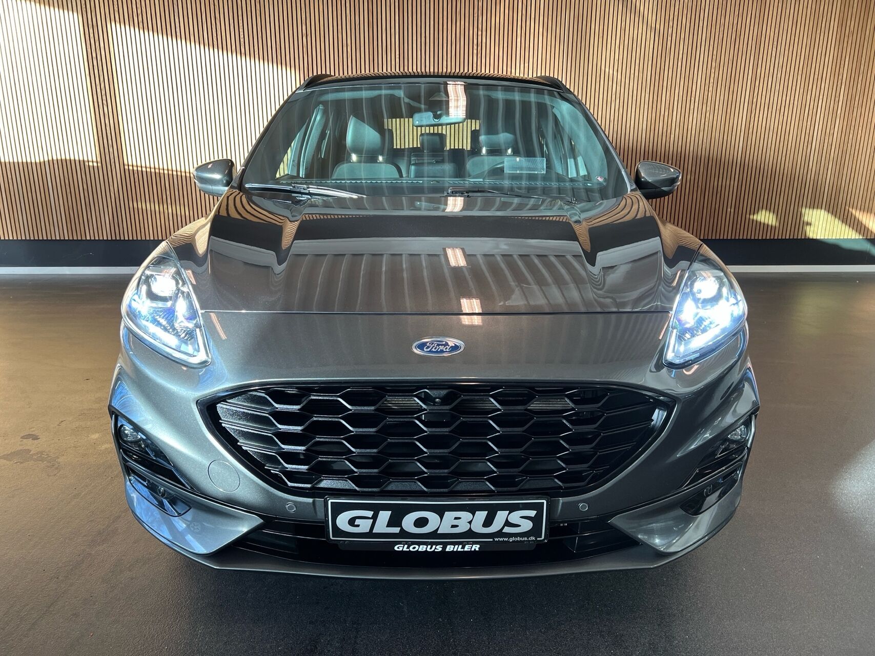 Billede af Ford Kuga 2,5 Plugin-hybrid ST-Line X CVT 225HK 5d Trinl. Gear