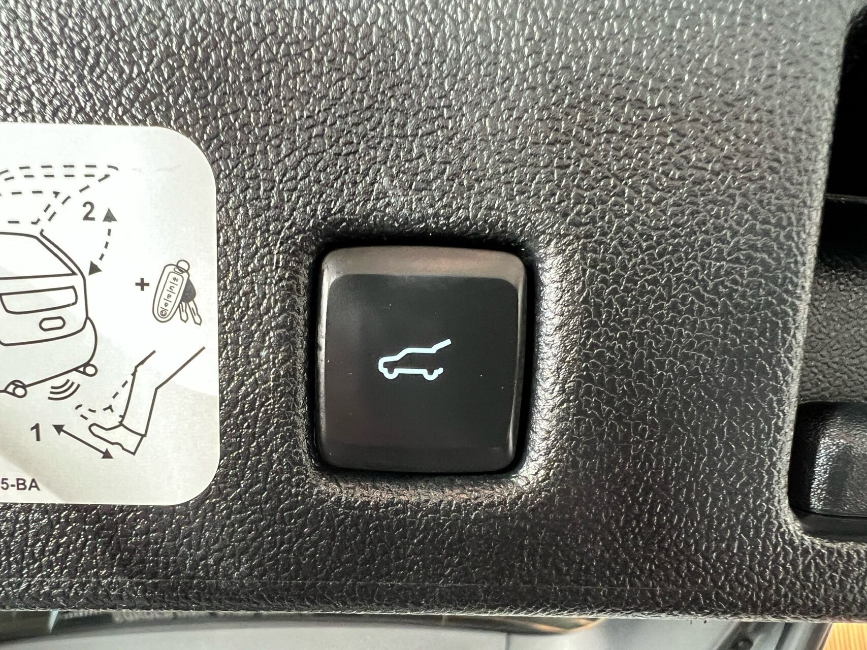 Billede af Ford Kuga 2,5 Plugin-hybrid ST-Line X CVT 225HK 5d Trinl. Gear