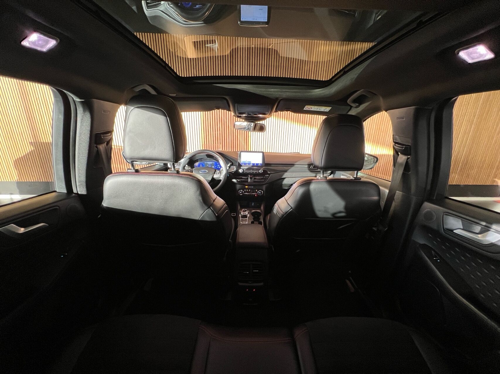 Billede af Ford Kuga 2,5 Plugin-hybrid ST-Line X CVT 225HK 5d Trinl. Gear