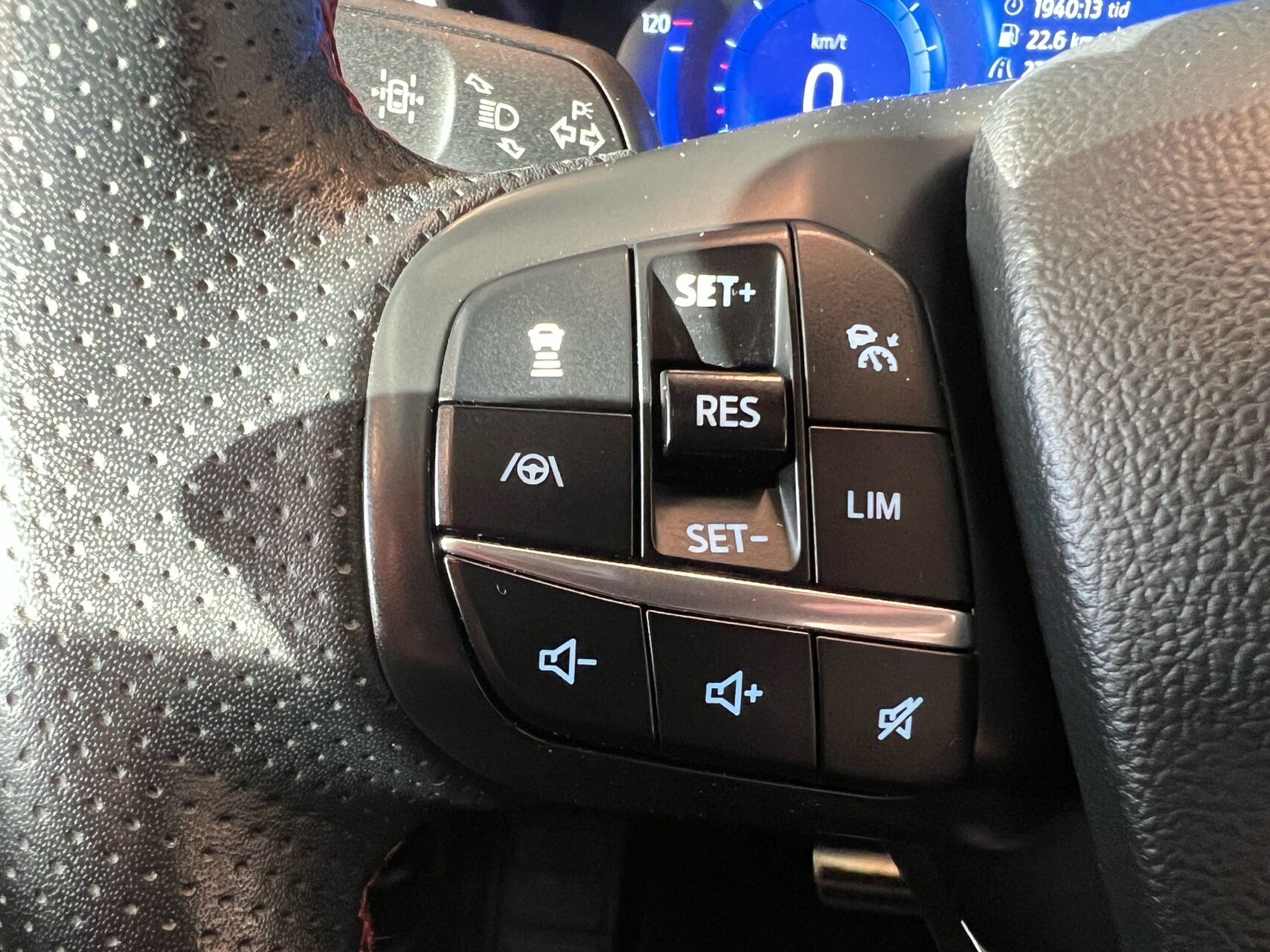 Billede af Ford Kuga 2,5 Plugin-hybrid ST-Line X CVT 225HK 5d Trinl. Gear