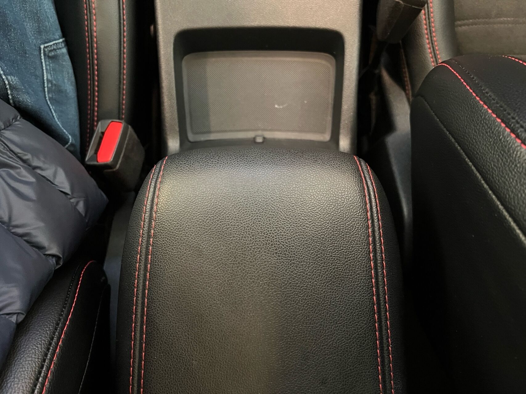 Billede af Ford Kuga 2,5 Plugin-hybrid ST-Line X CVT 225HK 5d Trinl. Gear