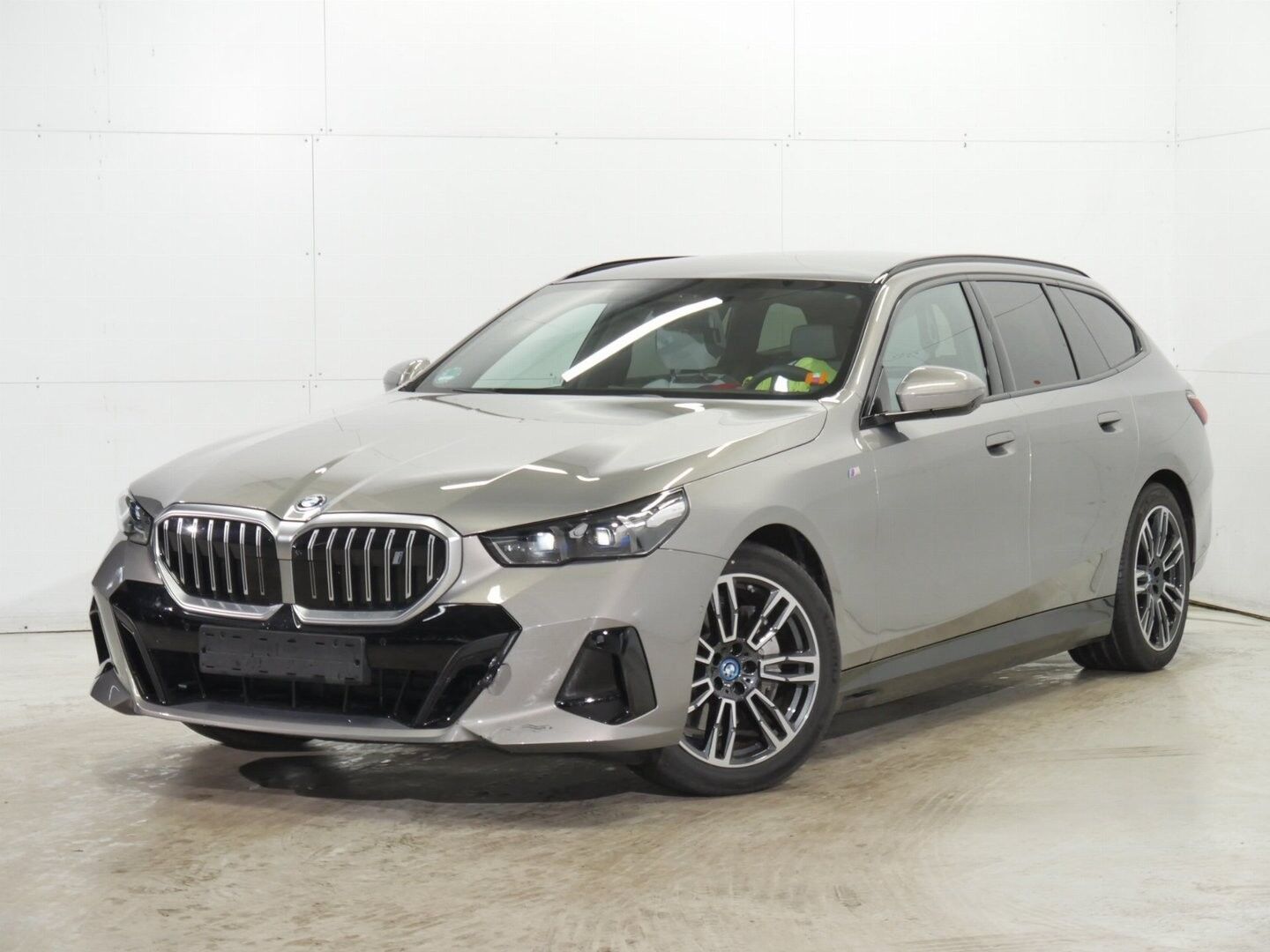 Billede af BMW i5 eDrive40 Touring M-Sport 340HK Stc Aut.