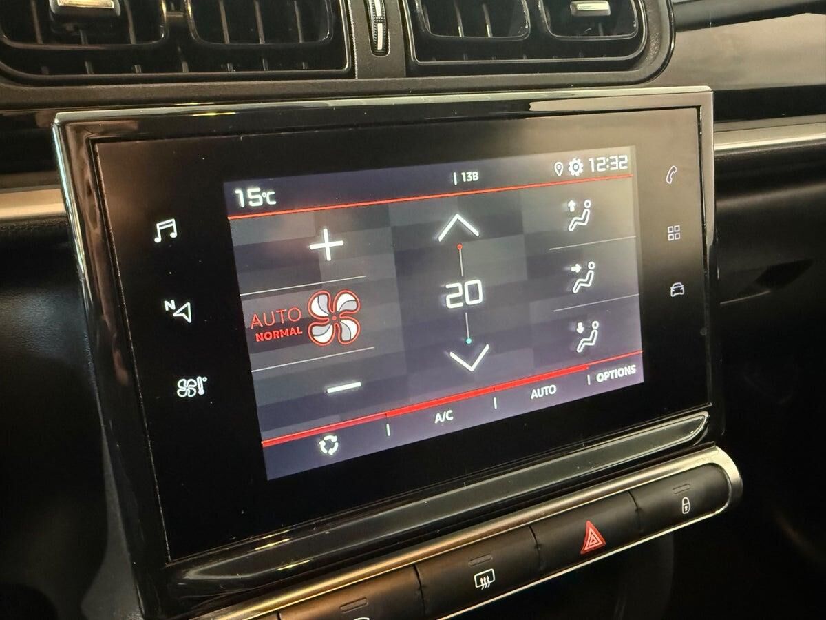 Billede af Citroën C3 1,2 PureTech Shine Ltd. 83HK 5d