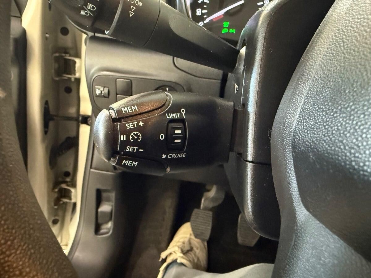 Billede af Citroën C3 1,2 PureTech Shine Ltd. 83HK 5d