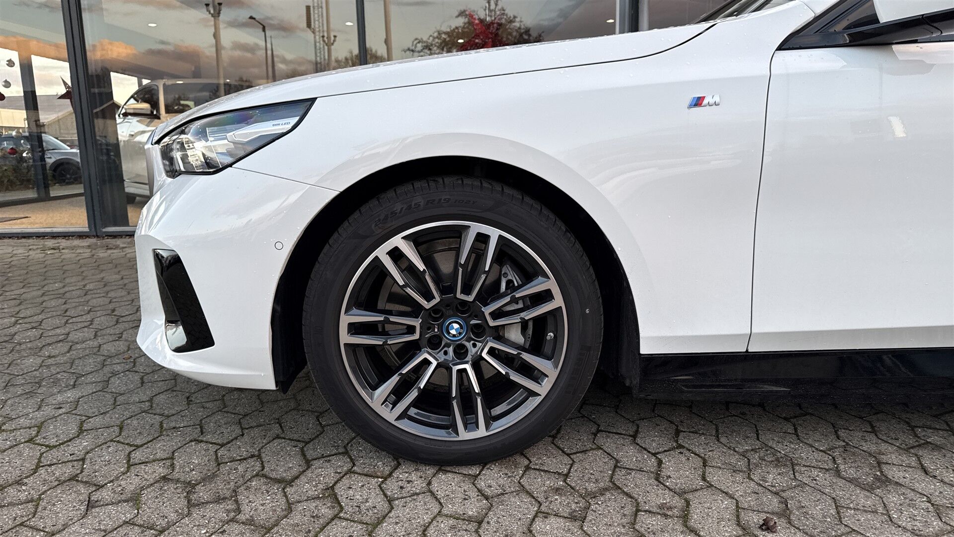 Billede af BMW i5 eDrive40 Touring M-Sport 340HK Stc Aut.