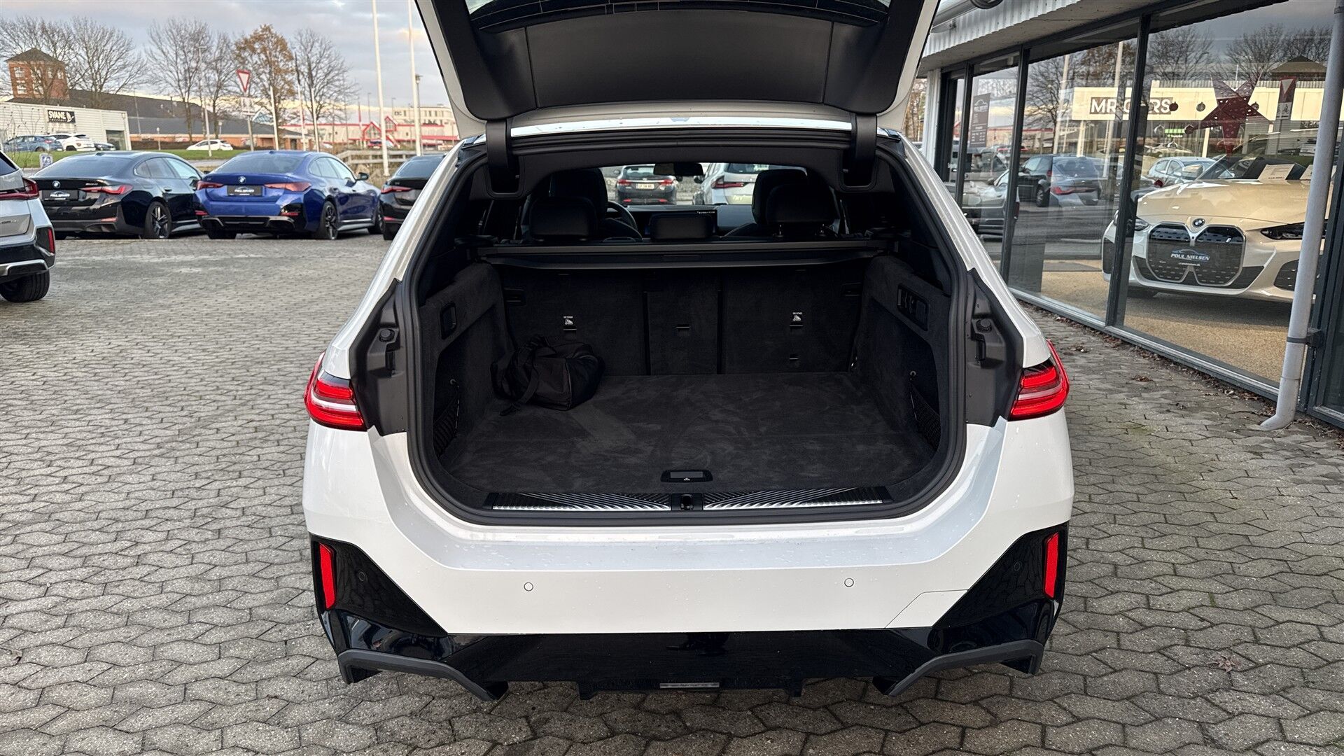 Billede af BMW i5 eDrive40 Touring M-Sport 340HK Stc Aut.