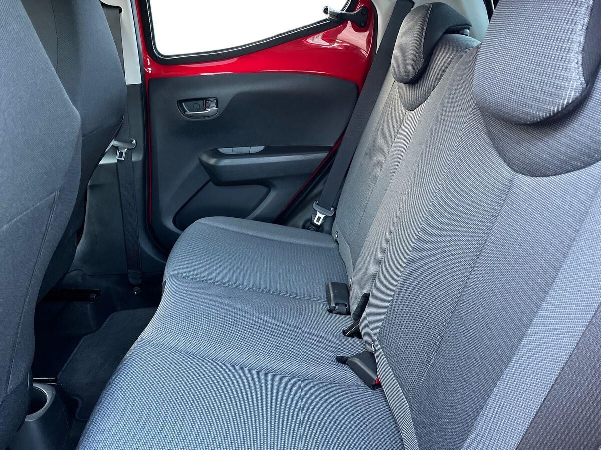 Billede af Toyota Aygo 1,0 VVT-I X-Press Safety Sense X-Shift 72HK 5d Aut.