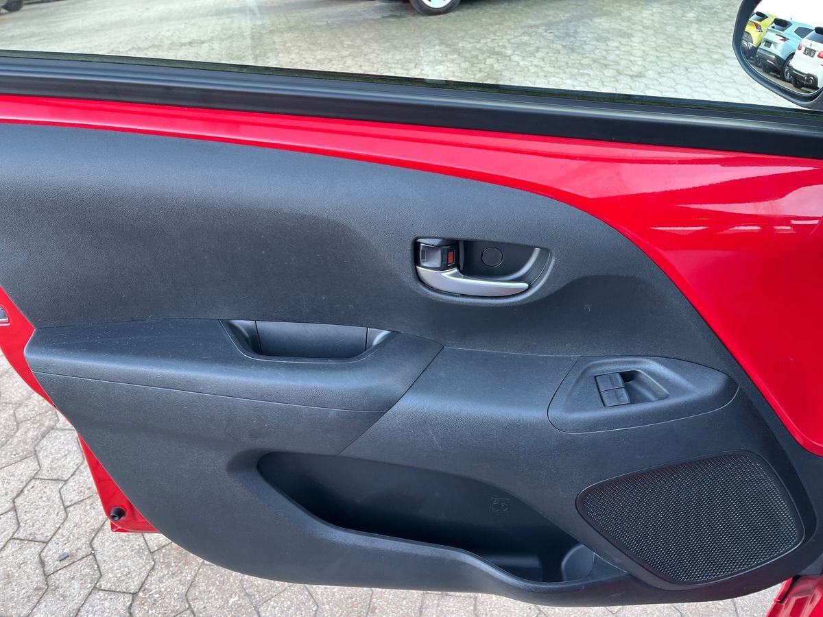 Billede af Toyota Aygo 1,0 VVT-I X-Press Safety Sense X-Shift 72HK 5d Aut.