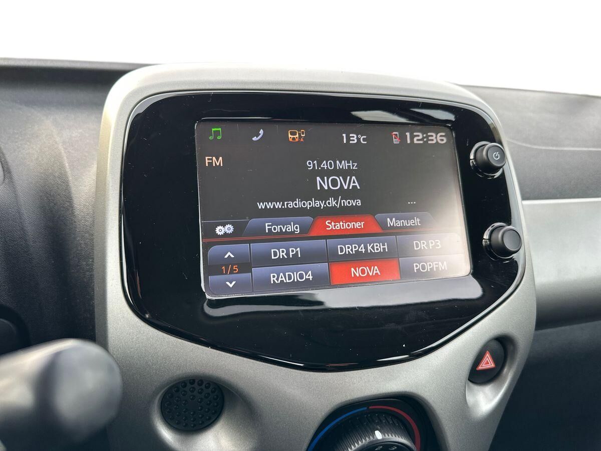 Billede af Toyota Aygo 1,0 VVT-I X-Play + X-Touch 69HK 5d