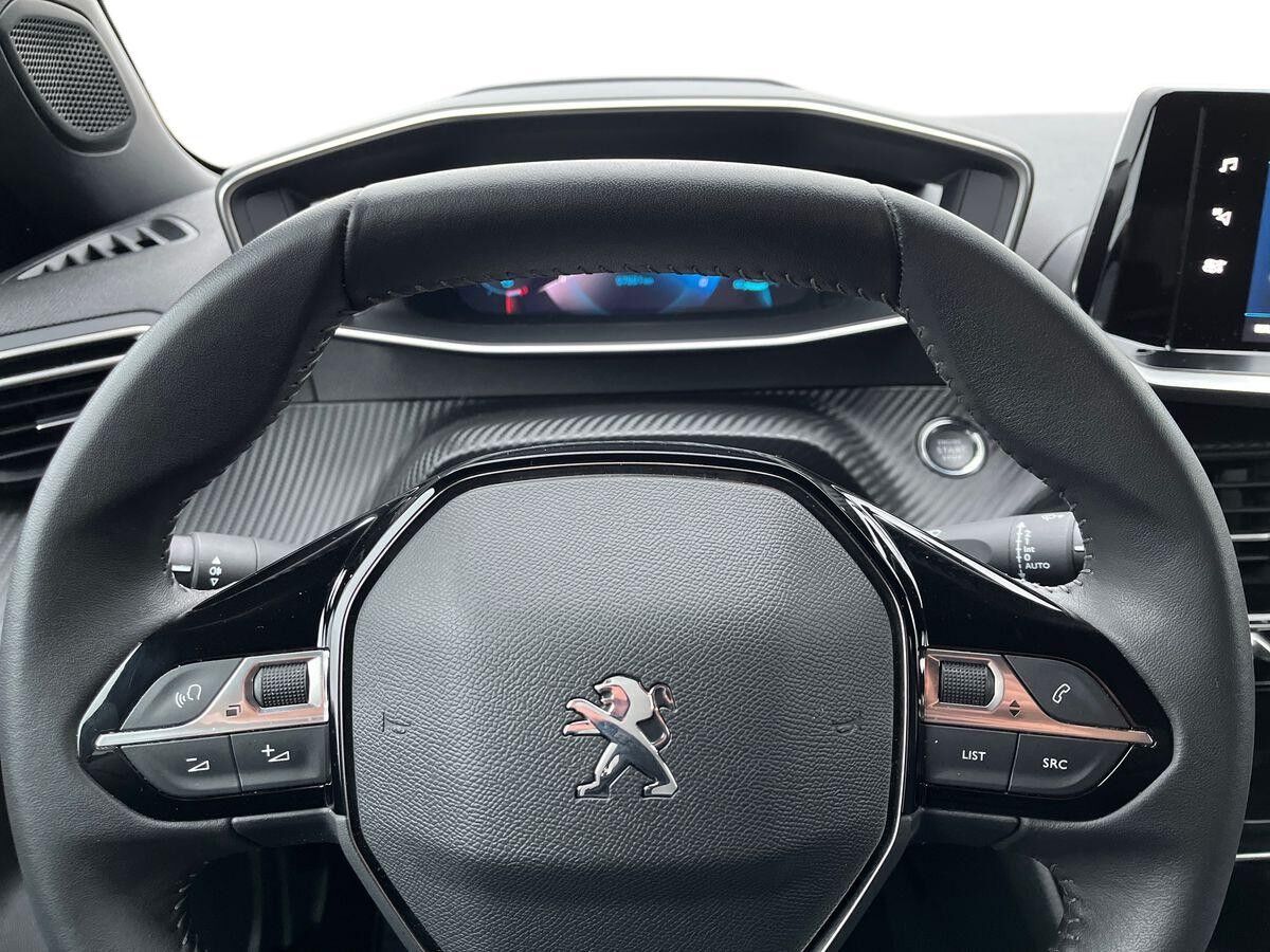 Billede af Peugeot 2008 1,2 PureTech Allure Pack 130HK 5d