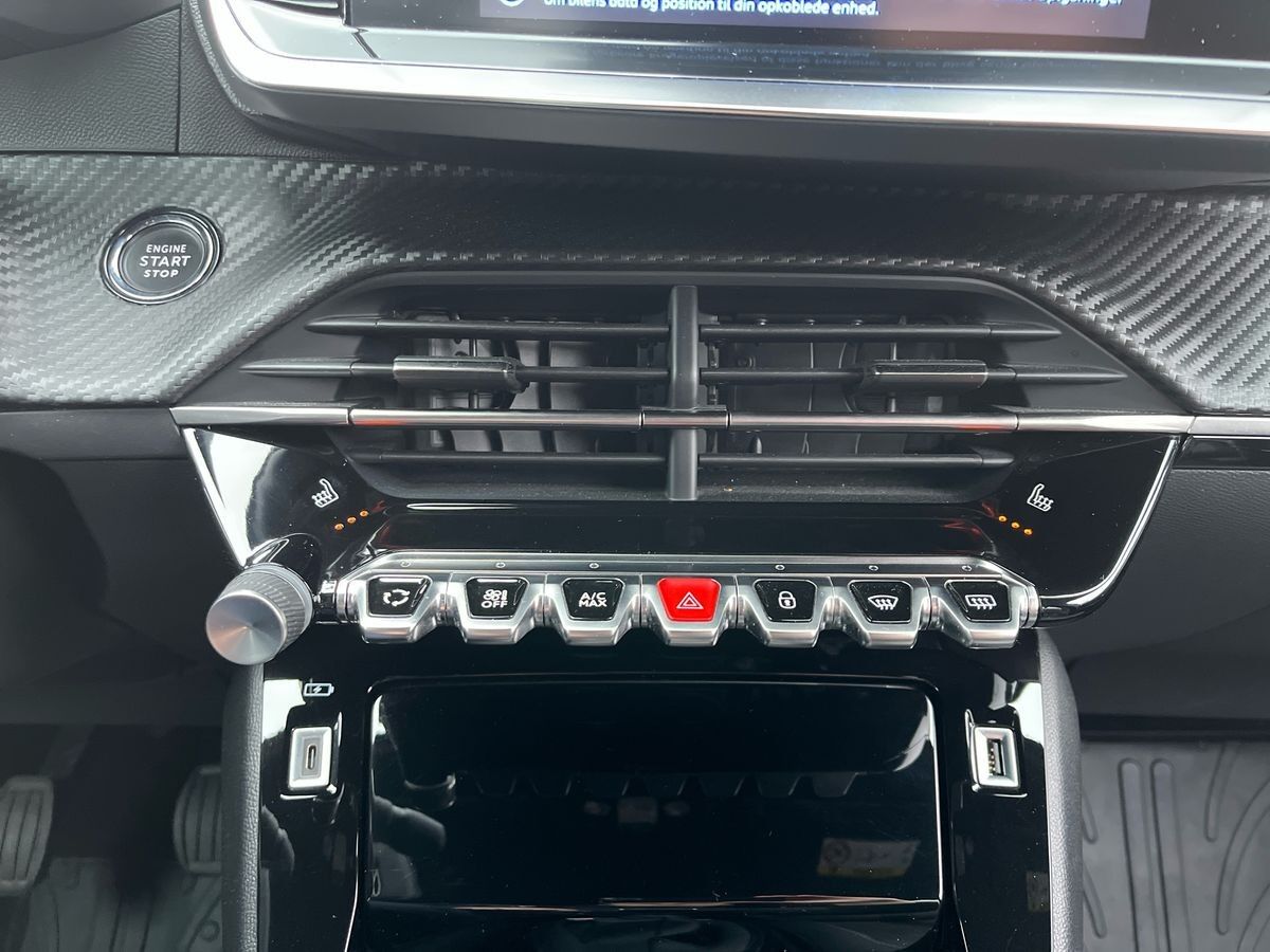Billede af Peugeot 2008 1,2 PureTech Allure Pack 130HK 5d