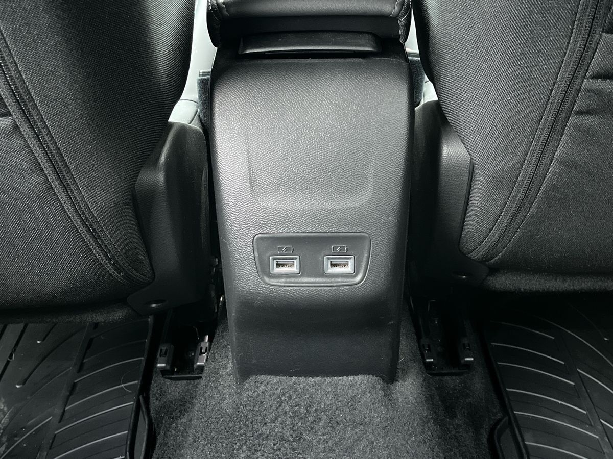 Billede af Peugeot 2008 1,2 PureTech Allure Pack 130HK 5d