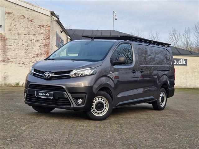 Billede af Toyota Proace Long 2,0 D Comfort Master To skydedør 144HK Van 8g Aut.