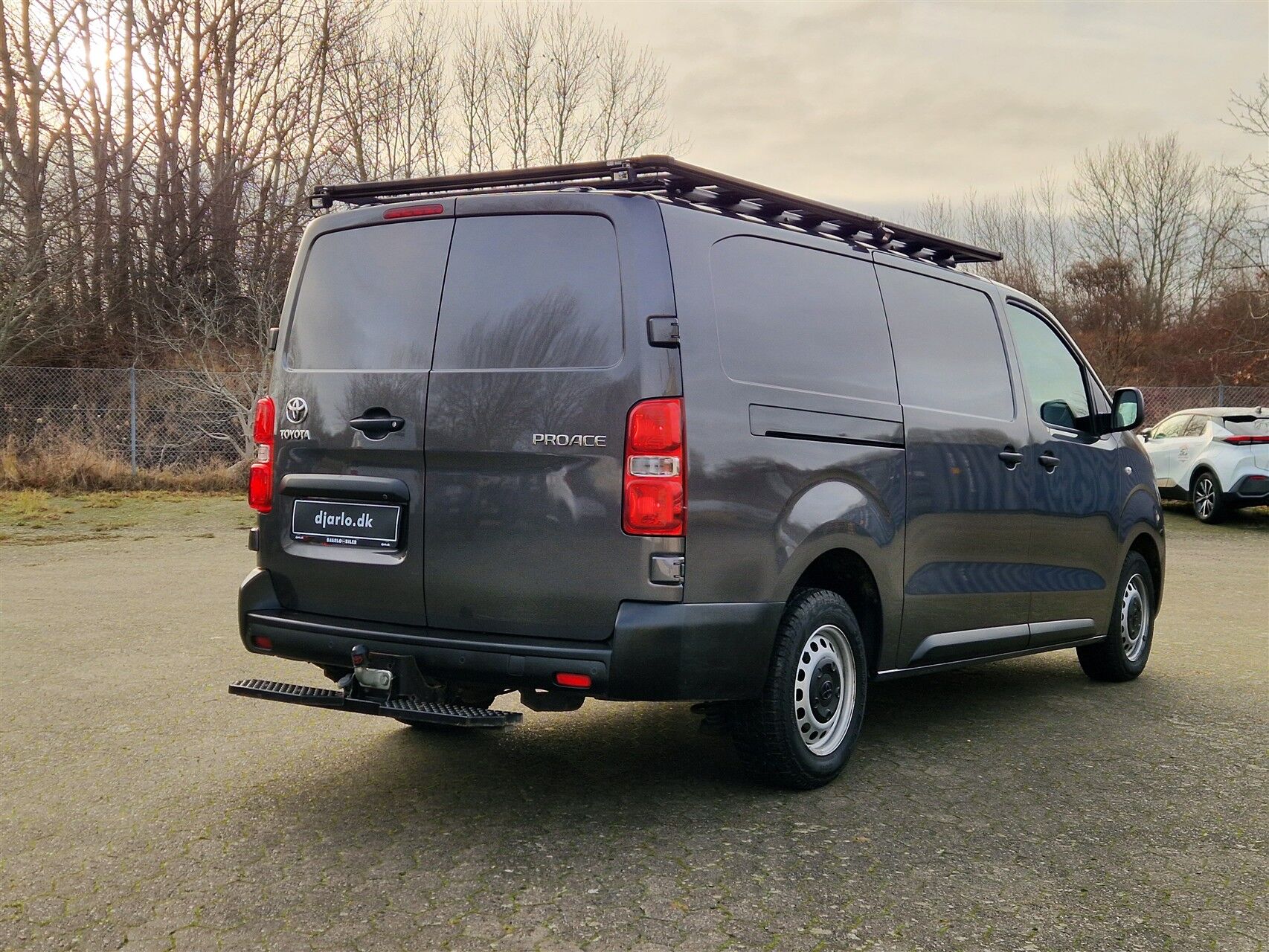 Billede af Toyota Proace Long 2,0 D Comfort Master To skydedør 144HK Van 8g Aut.