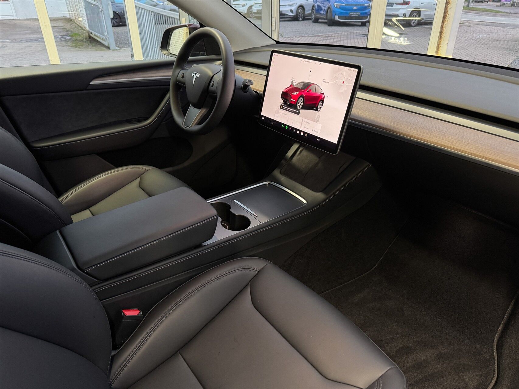 Billede af Tesla Model Y EL RWD 299HK 5d Aut.