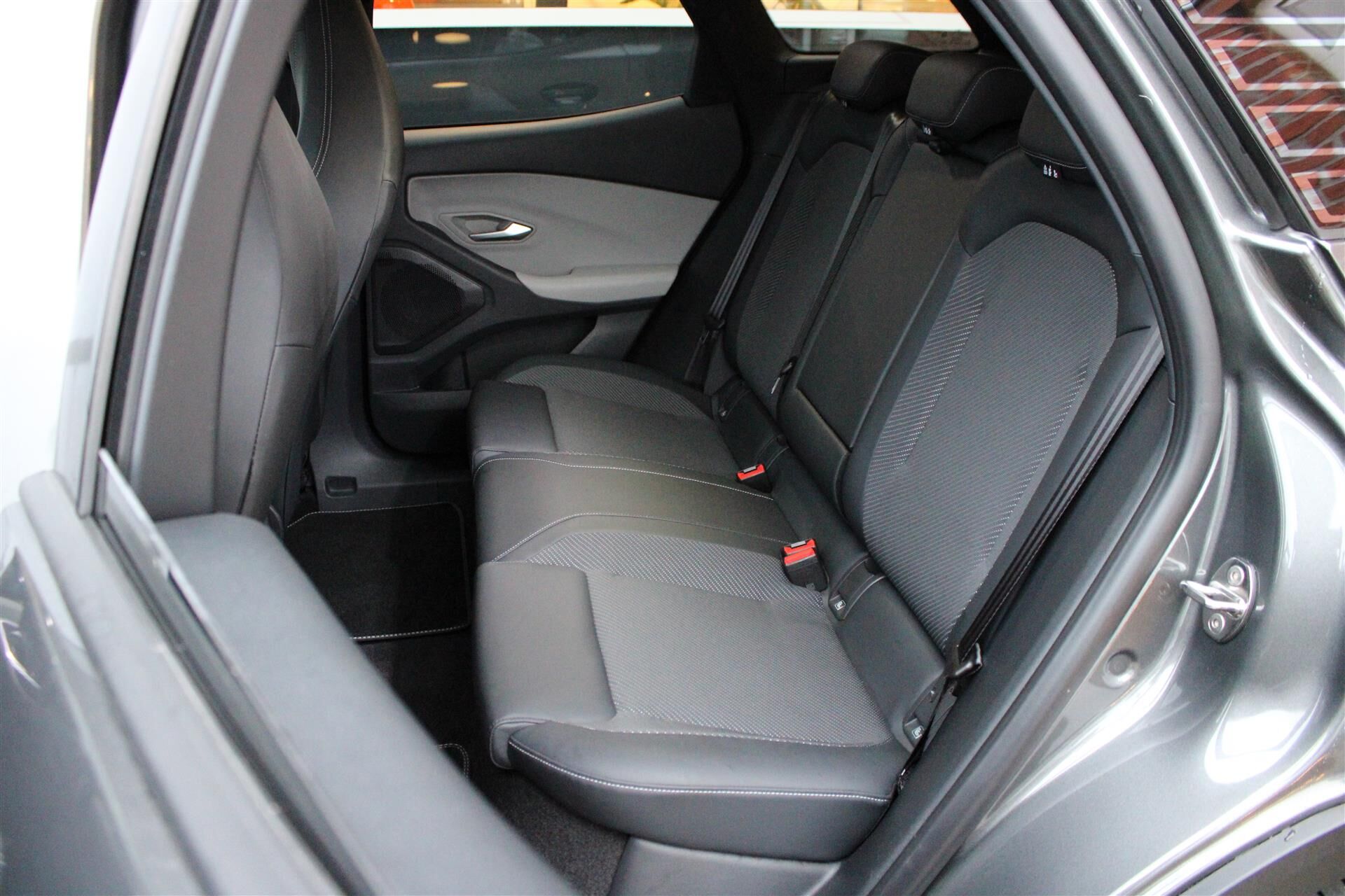 Billede af Ford Explorer EL UR Select RWD 286HK 5d Aut.