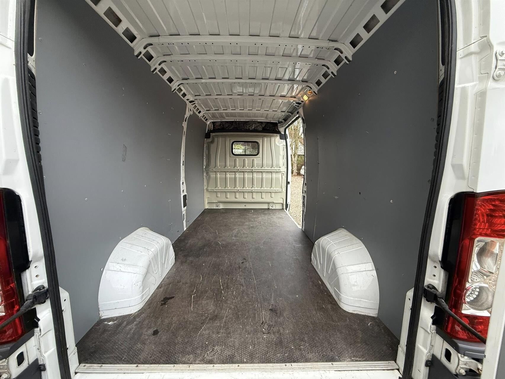 Billede af Citroën Jumper 35 L3H2 2,2 HDi FAP 150HK Van