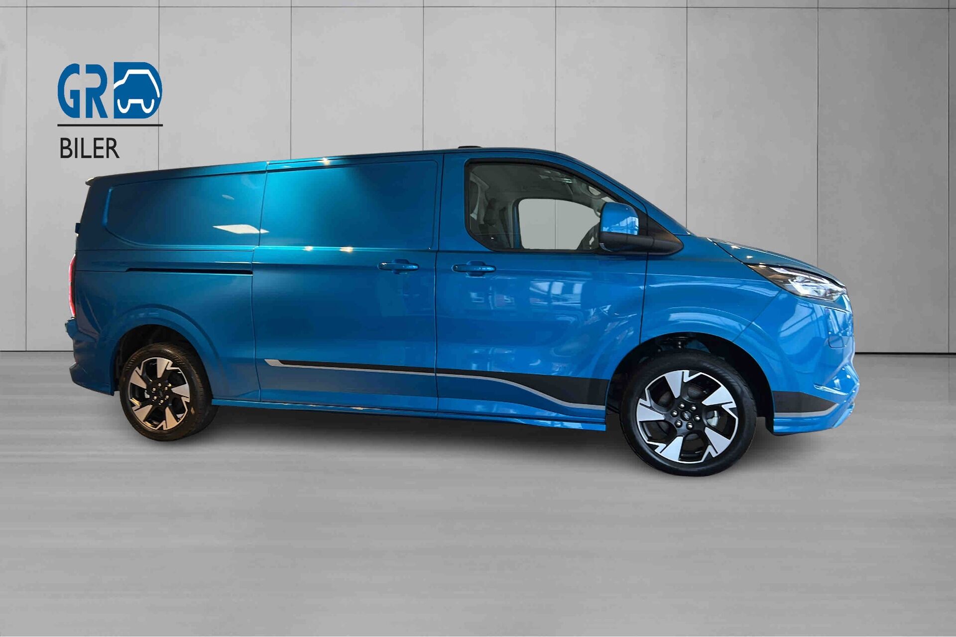 Billede af Ford E-Transit Custom 340 L2H1 EL Sport 218HK Van Aut.