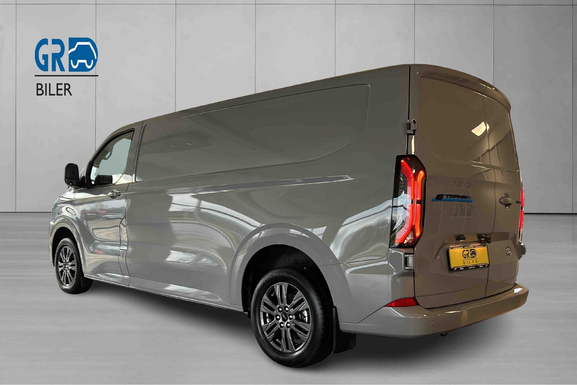 Billede af Ford E-Transit Custom 340 L2H1 EL Limited 218HK Van Aut.