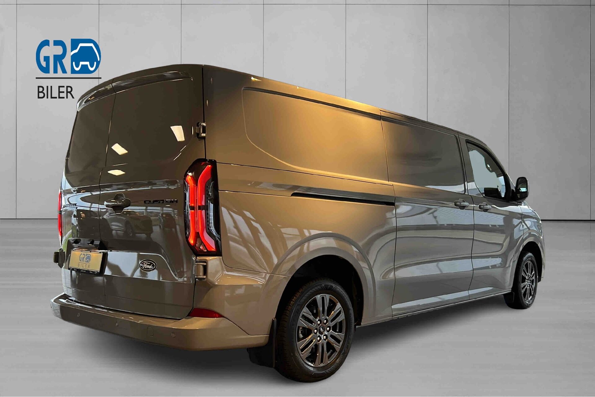 Billede af Ford E-Transit Custom 340 L2H1 EL Limited 218HK Van Aut.
