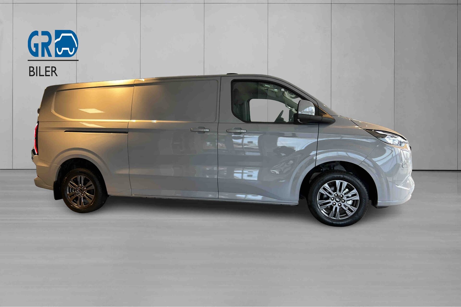 Billede af Ford E-Transit Custom 340 L2H1 EL Limited 218HK Van Aut.