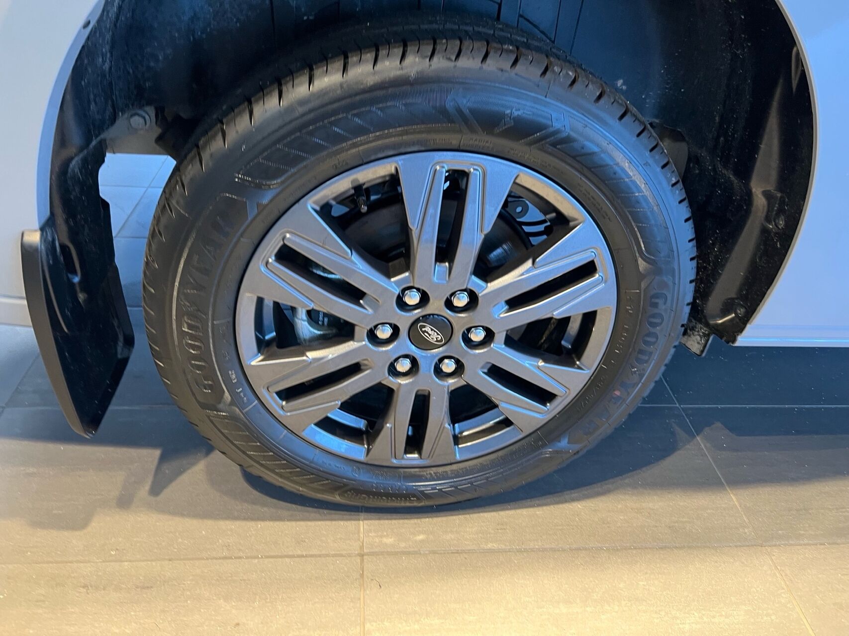 Billede af Ford E-Transit Custom 340 L2H1 EL Limited 218HK Van Aut.