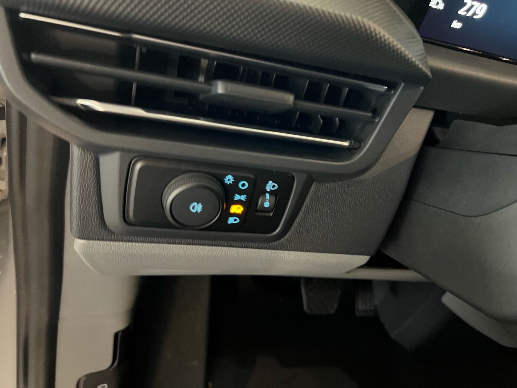 Billede af Ford E-Transit Custom 340 L2H1 EL Limited 218HK Van Aut.