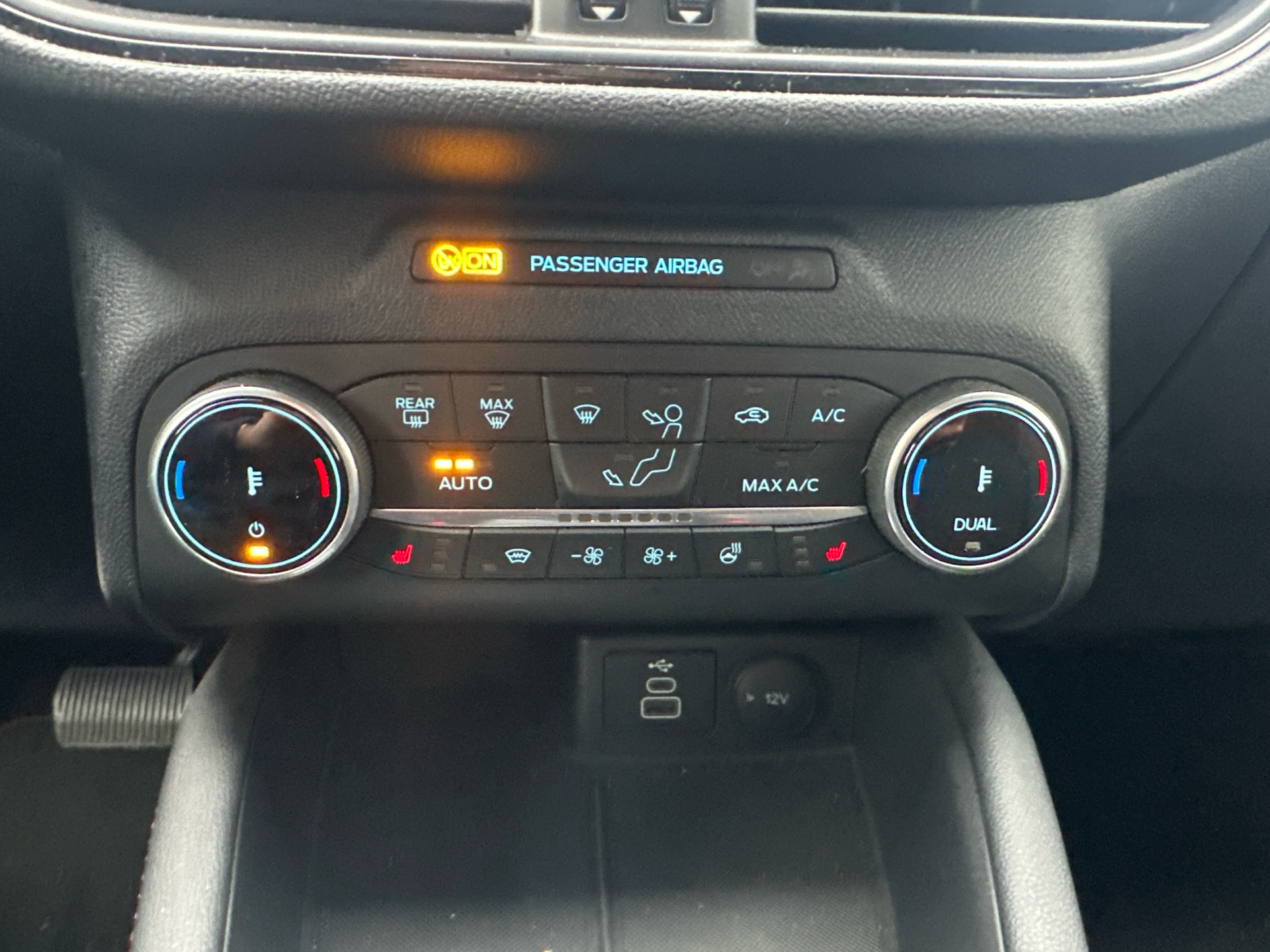 Billede af Ford Kuga 2,5 Plugin-hybrid ST-Line X CVT 225HK 5d Trinl. Gear