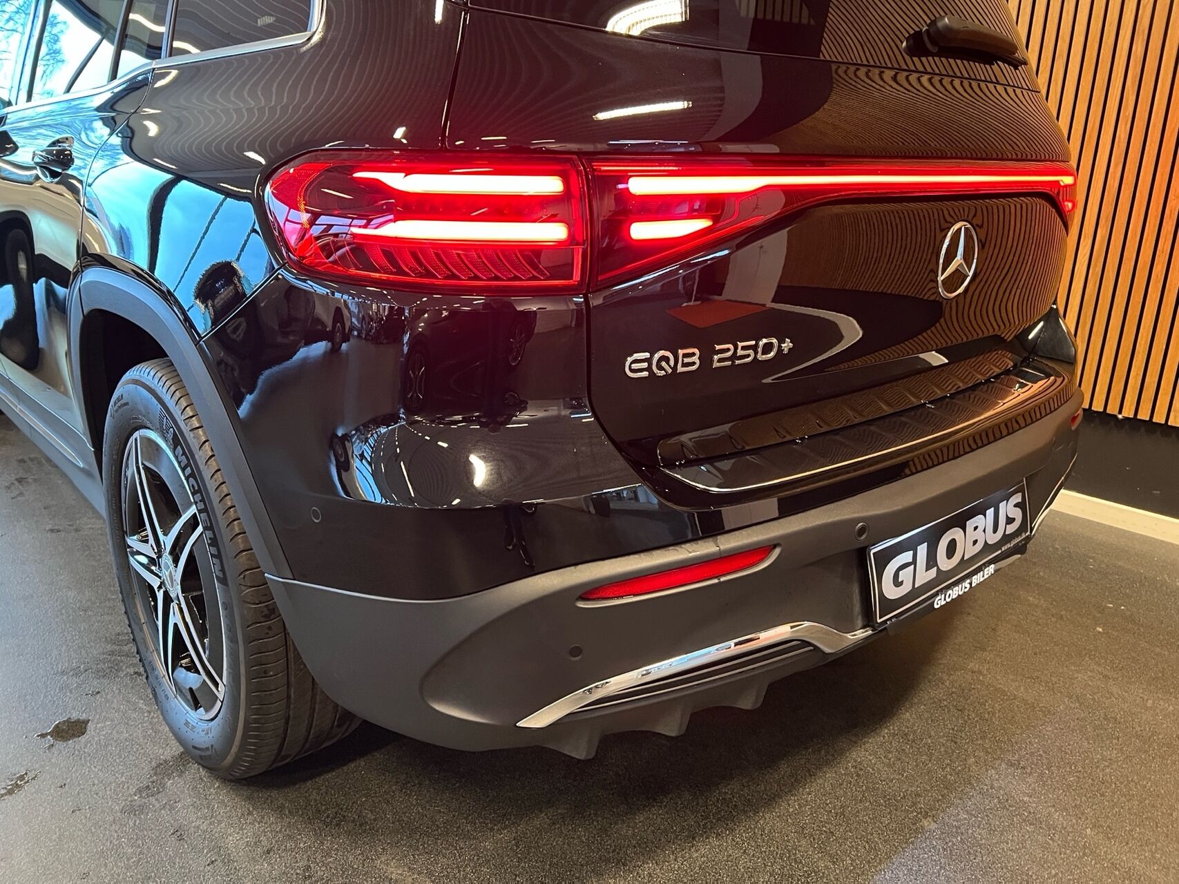 Billede af Mercedes-Benz EQB 250+ EL AMG Premium 190HK 5d Aut.