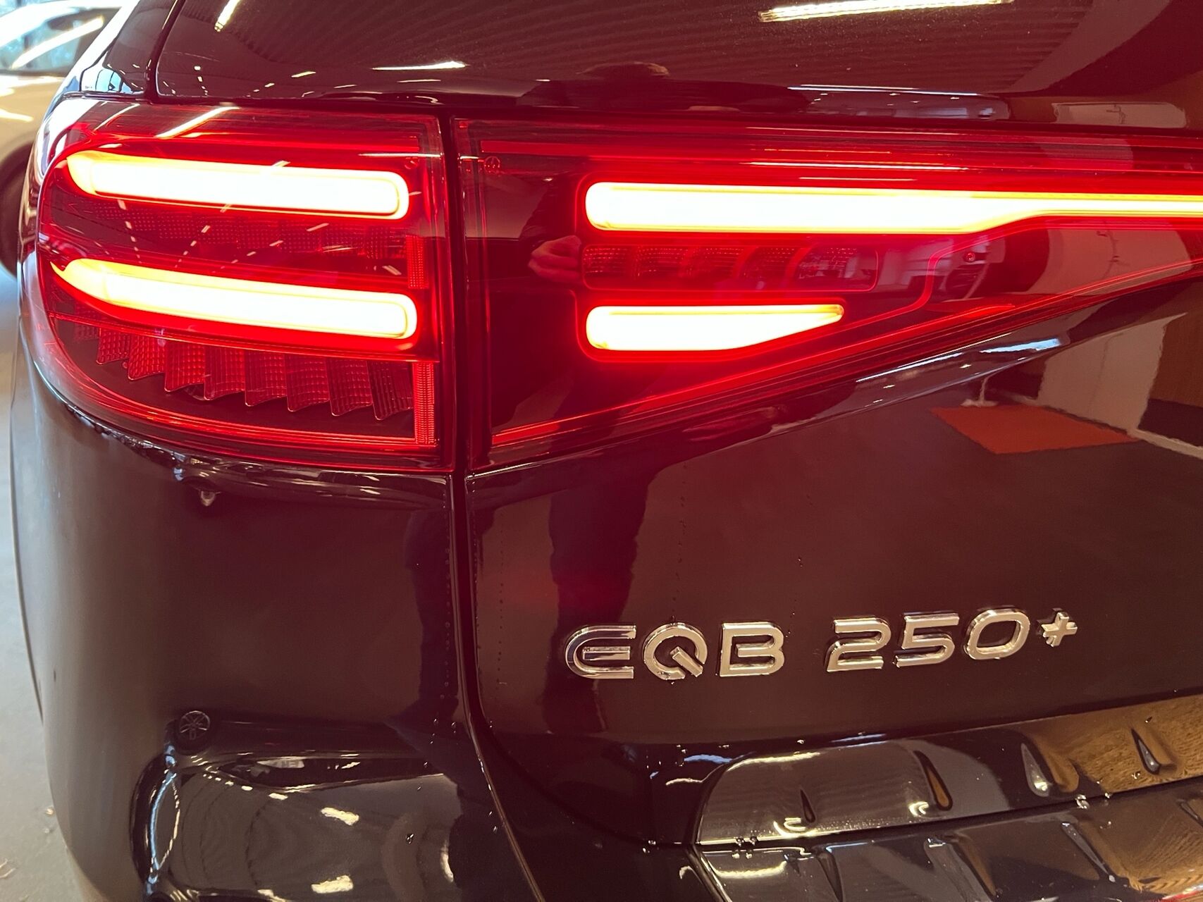 Billede af Mercedes-Benz EQB 250+ EL AMG Premium 190HK 5d Aut.