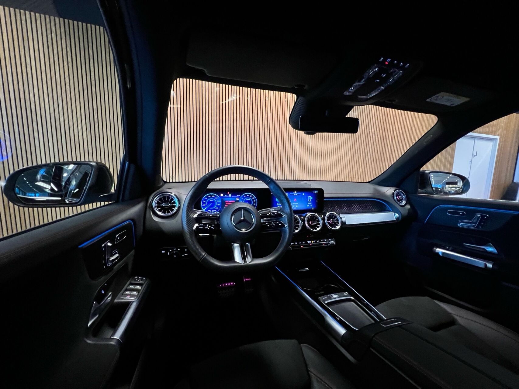 Billede af Mercedes-Benz EQB 250+ EL AMG Premium 190HK 5d Aut.