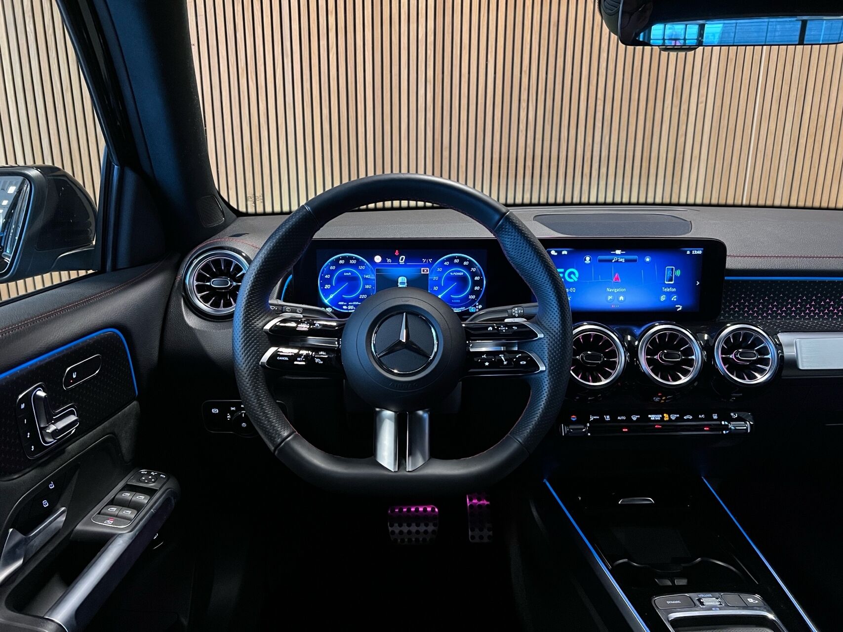 Billede af Mercedes-Benz EQB 250+ EL AMG Premium 190HK 5d Aut.